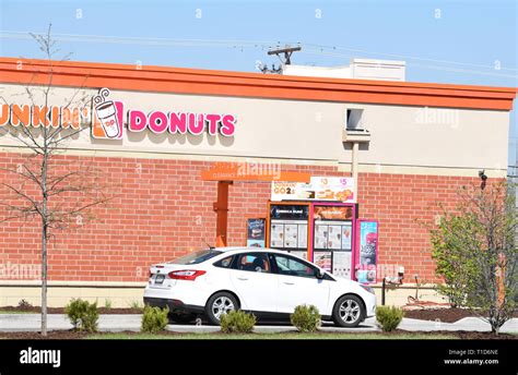 dunkin donuts drive thru near me|dunkin donuts drive through near me.